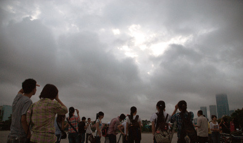 Chiêm ngưỡng hình ảnh Sao Kim đi qua mặt trời ảnh 2 Chiêm ngưỡng hình ảnh Sao Kim đi qua mặt trời, Tin tức trong ngày, sao Kim, Mat Troi, hien tuong thien van, hanh tinh, vi tinh tu, Kim Tinh, hanh tinh xanh, nui lua, khi quyen, tin tuc