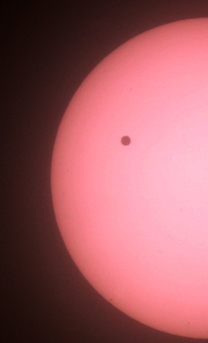 Chiêm ngưỡng hình ảnh Sao Kim đi qua mặt trời ảnh 5 Chiêm ngưỡng hình ảnh Sao Kim đi qua mặt trời, Tin tức trong ngày, sao Kim, Mat Troi, hien tuong thien van, hanh tinh, vi tinh tu, Kim Tinh, hanh tinh xanh, nui lua, khi quyen, tin tuc