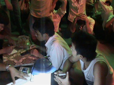 Một điểm cá độ bị CA.TPHCM triệt phá - Ảnh: minh họa báo Lao Động Một điểm cá độ bị CA.TPHCM triệt phá - Ảnh: minh họa báo Lao Động