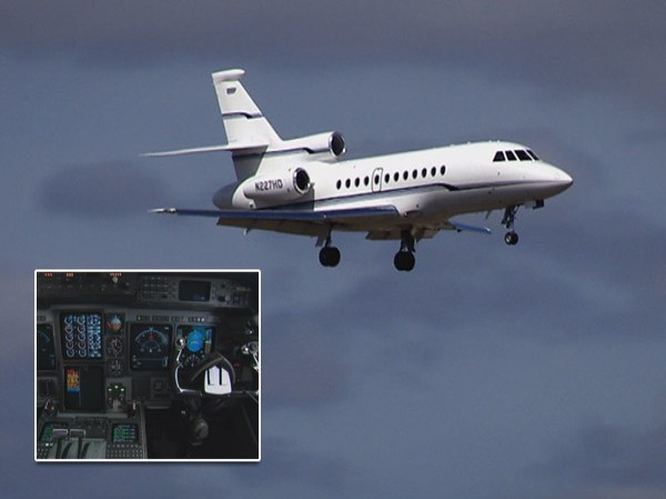 Thiết bị chống tên lửa Chi phí: Khoảng 1 triệu USD. Giới siêu giàu thích đi du lịch theo phong cách riêng. Máy bay phản lực tư nhân như G4 Gulfstream là hợp lý hơn cả. Tuy nhiên, sự tiện lợi của du lịch bằng máy bay phản lực tư nhân cũng đi kèm với rủi ro. Các chuyên gia bảo mật nói rằng hiện nay, có khoảng vài chục máy bay trên thế giới có các biện pháp điện tử truy cập để ngăn chặn cuộc tấn công bằng tên lửa. Những biện pháp này có thể bao gồm một hệ thống gây nhiễu nhằm ngăn chặn các hệ thống theo dõi hồng ngoại cho tên lửa.