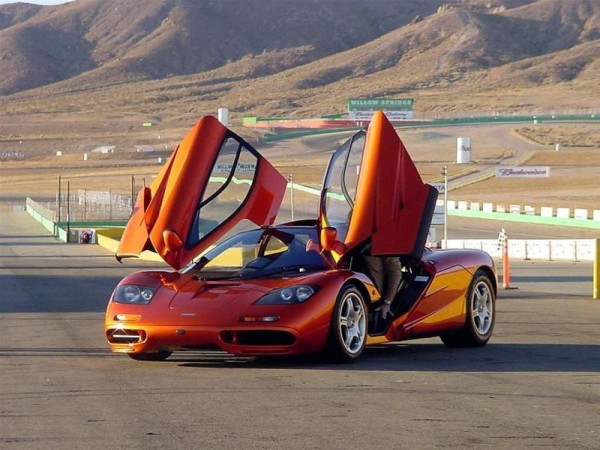 Tuy nhiên, trong số những chiếc xe ông có, không thể không kể đến chiếc McLaren F1. McLaren F1 có giá 1,5 triệu USD và đã được cho là chiếc xe chạy nhanh nhất thế giới vào năm 1998. Tuy nhiên, trong số những chiếc xe ông có, không thể không kể đến chiếc McLaren F1. McLaren F1 có giá 1,5 triệu USD và đã được cho là chiếc xe chạy nhanh nhất thế giới vào năm 1998.