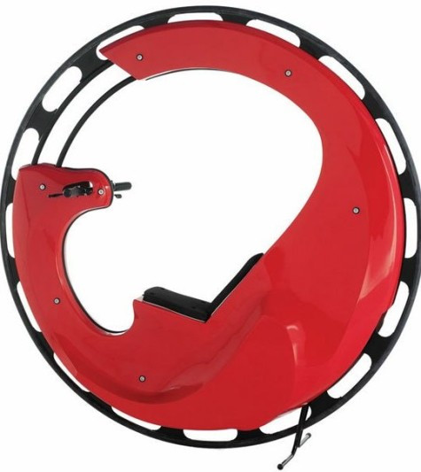 Nếu không thích kiểu xe đạp truyền thống thì chiếc xe đạp một bánh có gắn động cơ này sẽ là sự lựa chọn tuyệt nhất. Chiếc xe 13.000 USD này có thể đạt vận tốc hơn 40 km/h và chạy khoảng hai giờ liên tục nếu được đổ 4,5 lít khí đốt. Nếu không thích kiểu xe đạp truyền thống thì chiếc xe đạp một bánh có gắn động cơ này sẽ là sự lựa chọn tuyệt nhất. Chiếc xe 13.000 USD này có thể đạt vận tốc hơn 40 km/h và chạy khoảng hai giờ liên tục nếu được đổ 4,5 lít khí đốt.