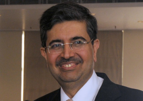 13. Uday Kotak – 4,1 tỷ USD Kotak được biết đến là tỷ phú ngân hàng đầu tiên của Ấn Độ. Ông khởi nghiệp từ một công ty nhỏ vào năm 1985, sau này trởi thành Ngân hàng Kotak Mahindra với 335 chi nhánh và 2,7 triệu khách hàng. 13. Uday Kotak – 4,1 tỷ USD Kotak được biết đến là tỷ phú ngân hàng đầu tiên của Ấn Độ. Ông khởi nghiệp từ một công ty nhỏ vào năm 1985, sau này trởi thành Ngân hàng Kotak Mahindra với 335 chi nhánh và 2,7 triệu khách hàng.