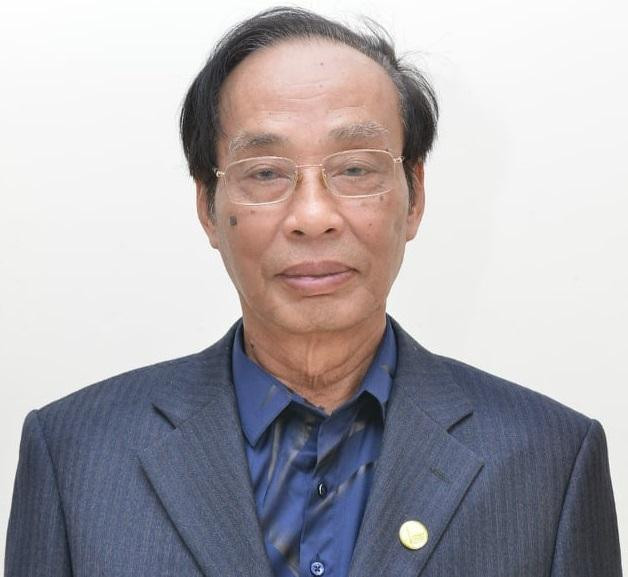 Giáo sư, Nhà giáo nhân dân Nguyễn Đức Chính (Trường Đại học Giáo dục – Đại học Quốc gia Hà Nội) - ảnh thầy Chính cung cấp Giáo sư, Nhà giáo nhân dân Nguyễn Đức Chính (Trường Đại học Giáo dục – Đại học Quốc gia Hà Nội) - ảnh thầy Chính cung cấp