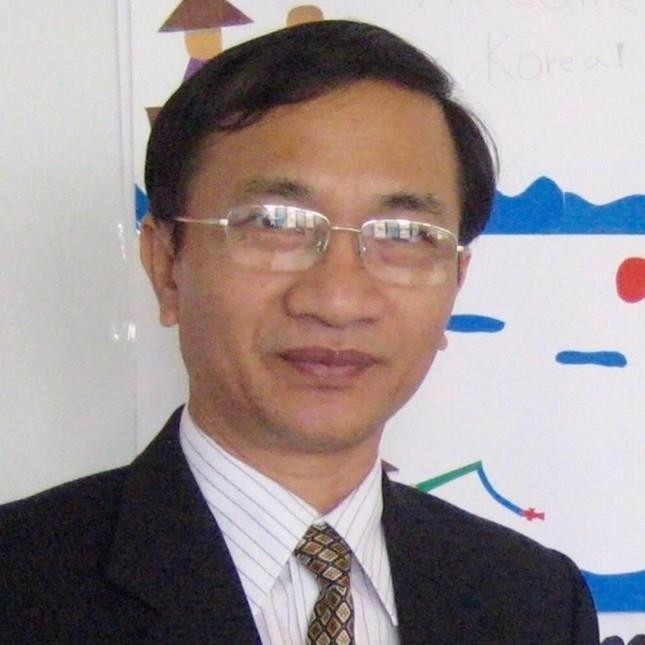 Tiến sĩ Hoàng Ngọc Vinh (ảnh: NVCC) Tiến sĩ Hoàng Ngọc Vinh (ảnh: NVCC)