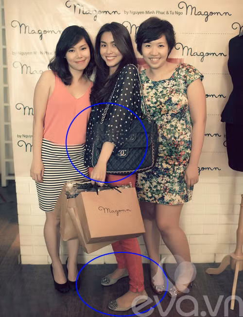 Tăng Thanh Hà áo rộng thùng thình và giày búp bê >Bằng chứng cho thấy Hà Tăng không mang bầu