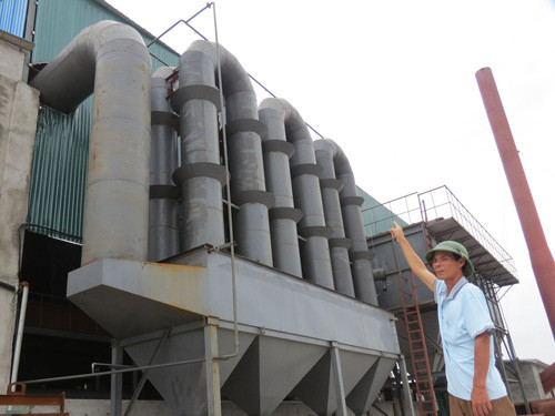 Từ đầu năm 2011 đến tháng 11/2011, nhà máy sản xuất wolfram xây dựng hoành tráng thế này nhưng lãnh đạo Móng Cái vẫn… không biết. Xay nha may chui cho thuong nhan Trung Quoc