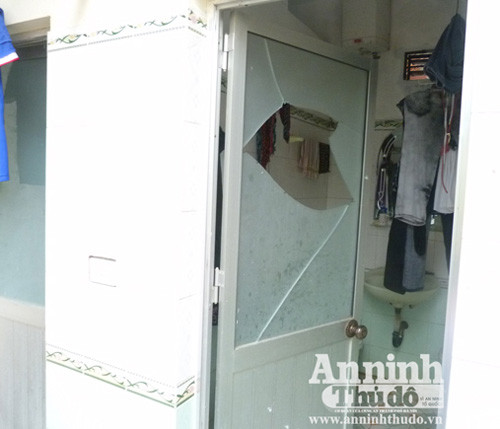 Hà Nội: Bị ném mìn vào giữa sân đêm chung kết Euro ảnh 2 Bị ném mìn vào giữa sân đêm chung kết Euro, Tin tức trong ngày,