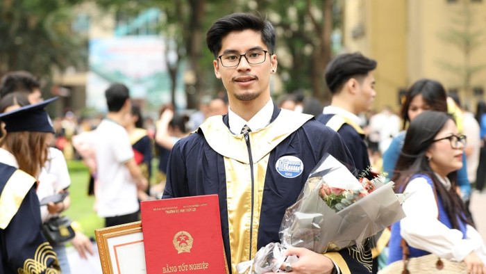 Đặng Công Phúc - Thủ khoa tốt nghiệp Trường Đại học Thuỷ lợi năm 2023. Ảnh: NVCC