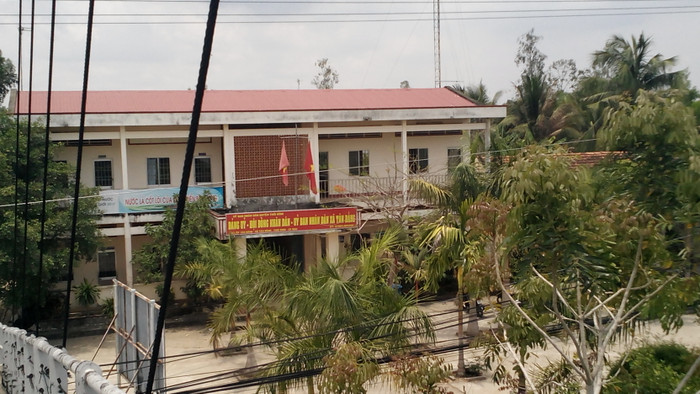 Trụ sở xã Tân Bằng, nơi xảy ra vụ việc gây xôn xao dư luận. Ảnh Trúc Linh Trụ sở xã Tân Bằng, nơi xảy ra vụ việc gây xôn xao dư luận. Ảnh Trúc Linh