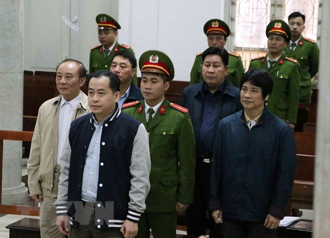 Vũ "nhôm" có dính líu đến nhiều cán bộ, quan chức (ảnh nguồn TTXVN). Vũ "nhôm" có dính líu đến nhiều cán bộ, quan chức (ảnh nguồn TTXVN).