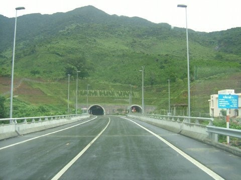 Những “bí mật” trong hầm đường bộ Hải Vân ảnh 5 Nhung �Sbi mat� trong ham duong bo Hai Van