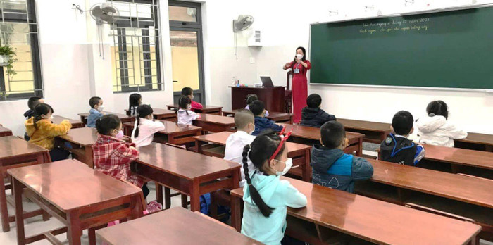Giáo viên chịu nhiều áp lực trong khi mức lương không đủ trang trải chi phí khiến số lượng người nghỉ việc, thôi việc ngày càng nhiều. Ảnh: AN Giáo viên chịu nhiều áp lực trong khi mức lương không đủ trang trải chi phí khiến số lượng người nghỉ việc, thôi việc ngày càng nhiều. Ảnh: AN