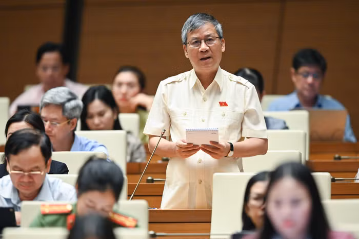 Đại biểu Quốc hội Nguyễn Anh Trí - Đoàn Đại biểu Quốc hội thành phố Hà Nội đề cập đến nạn “tham nhũng vặt”. Ảnh: quochoi.vn.