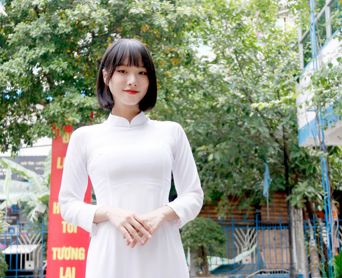 Nữ sinh Nguyễn Minh Thu - Thủ khoa Khoa Sư phạm Âm nhạc, Trường Đại học Sư phạm Nghệ thuật Trung ương. Ảnh: Mộc Trà. Nữ sinh Nguyễn Minh Thu - Thủ khoa Khoa Sư phạm Âm nhạc, Trường Đại học Sư phạm Nghệ thuật Trung ương. Ảnh: Mộc Trà.