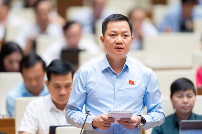 Đại biểu Trịnh Xuân An - Đoàn Đại biểu Quốc hội tỉnh Đồng Nai cho rằng, cần chỉ rõ thêm trách nhiệm của tập thể, cá nhân gây lãng phí. Ảnh: quochoi.vn.