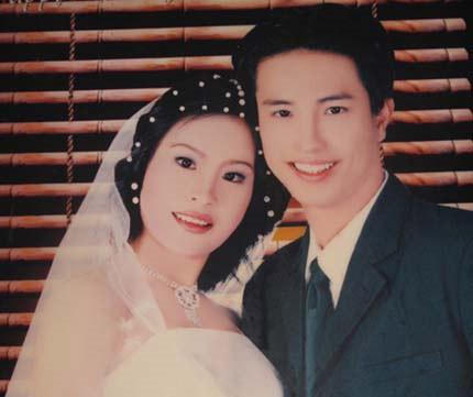 Chị Cấn Thị Lâm (SN 1986) chết sau khi uống "nước thánh" của thầy Hồng. Chị Cấn Thị Lâm (SN 1986) chết sau khi uống "nước thánh" của thầy Hồng.