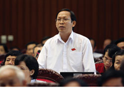 Ông Nguyễn Đình Xuân, nguyên ĐBQH tỉnh Tây Ninh khóa 11, 12. Ông Nguyễn Đình Xuân, nguyên ĐBQH tỉnh Tây Ninh khóa 11, 12.