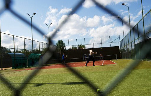 Cuộc sống hạng sang của các tuyển thủ tham dự EURO 2012. Cuộc sống hạng sang của các tuyển thủ tham dự EURO 2012.