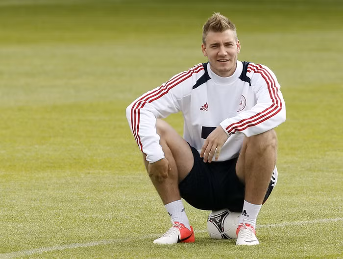 Cùng chiêm ngưỡng những hình ảnh đẹp, ấn tượng từ góc nhìn Euro 2012.