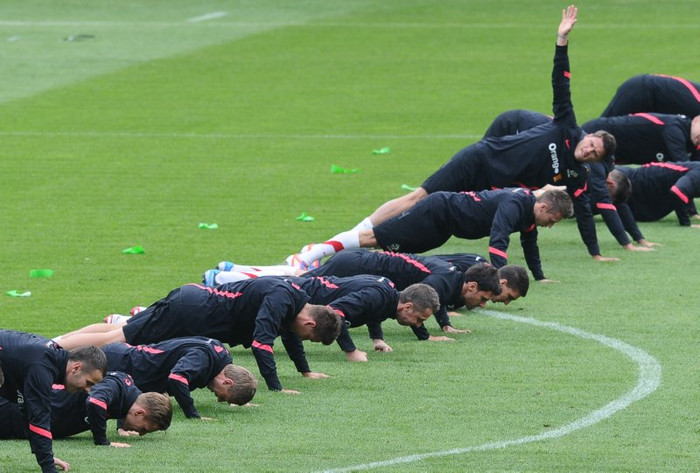 Cùng chiêm ngưỡng những hình ảnh đẹp, ấn tượng từ góc nhìn Euro 2012. Cùng chiêm ngưỡng những hình ảnh đẹp, ấn tượng từ góc nhìn Euro 2012.