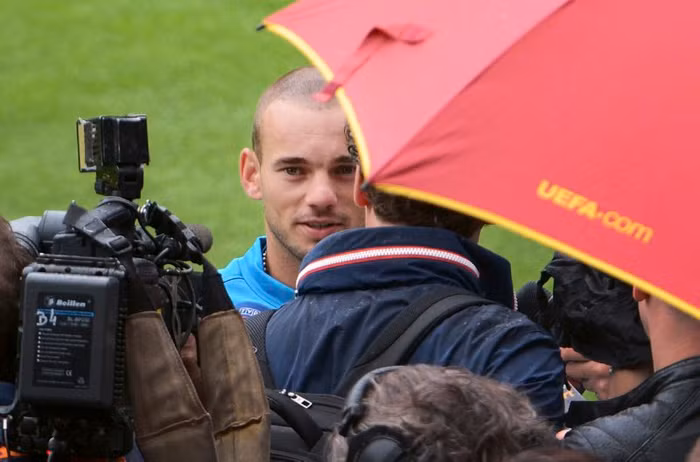 Tiền vệ người Hà Lan, Sneijder.