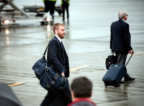 Chào Ba Lan! Chúng tôi đã có mặt. Chào Ba Lan! Chúng tôi đã có mặt.