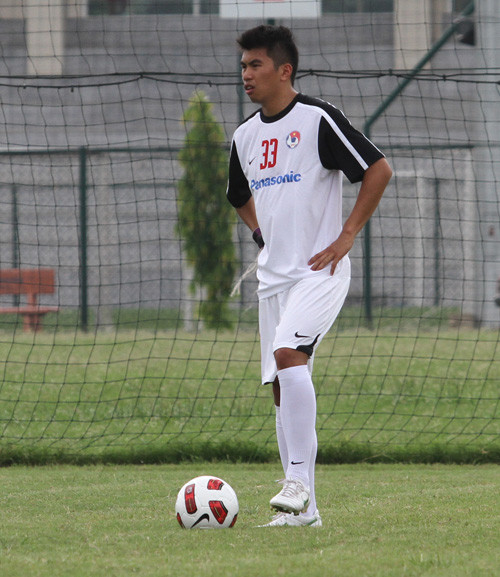 Nguyễn Thanh Giang sinh ngày 24/10/1991 và lớn lên tại Đức, bố là Nguyễn Bình Định, người gốc Ninh Bình, sang định cư ở Đức từ năm 1982. Chàng Việt kiều này cao tới 1m78, nặng 69 kg. Với vị trí sở trường là tiền đạo cánh, Thanh Giang được đánh giá là cầu thủ có kỹ thuật cơ bản, thể hình và thể lực rất tốt.