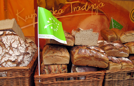 Một mùa hè sôi động bởi không chỉ được xem các trận cầu đỉnh cao mà còn được thưởng thức những món ăn tuyệt vời của các quốc gia khác nhau.