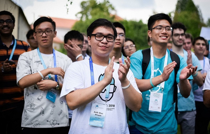 Phạm Đức Anh là thí sinh duy nhất đoàn Việt Nam đạt huy chương Vàng tại Olympic Hóa học quốc tế năm 2018. (Ảnh do mẹ Đức Anh cung cấp) Phạm Đức Anh là thí sinh duy nhất đoàn Việt Nam đạt huy chương Vàng tại Olympic Hóa học quốc tế năm 2018. (Ảnh do mẹ Đức Anh cung cấp)