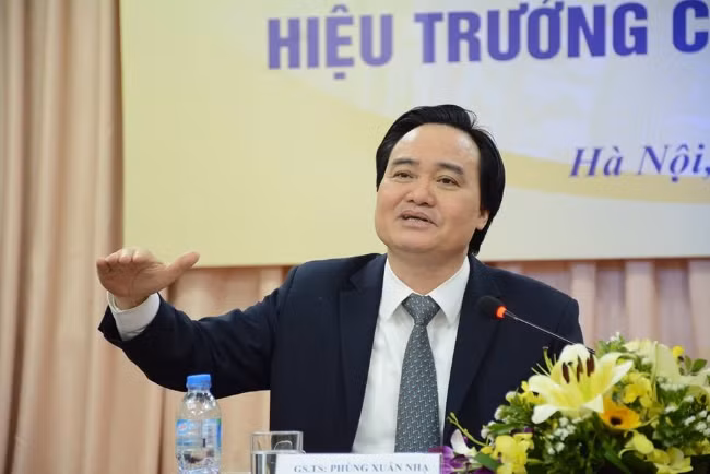 Sau vụ việc gian lận thi cử, tối 24/7, Bộ trưởng Phùng Xuân Nhạ nói sẽ tổng kết, đánh giá công tác tổ chức kỳ thi quốc gia năm 2018 trên tinh thần trung thực và cầu thị (Ảnh: Xuân Trung)