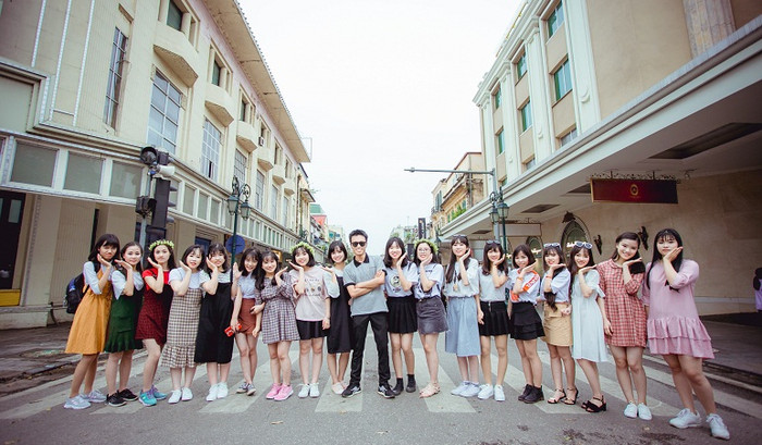 Hoàng "dị nhân" được thầy Hiệu trưởng nơi Hoàng học cấp 3 đánh giá là một học trò rất thông minh, luôn dẫn đầu lớp. Ảnh: Nhân vật cung cấp Hoàng "dị nhân" được thầy Hiệu trưởng nơi Hoàng học cấp 3 đánh giá là một học trò rất thông minh, luôn dẫn đầu lớp. Ảnh: Nhân vật cung cấp