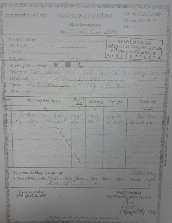 Hóa đơn khống được ông Nguyễn Đình Tùng chỉ đạo cấp dưới mua ngoài để hợp thức hóa thanh toán đề tài rút tiền ngân sách Nhà nước. Ảnh Trần Việt. Hóa đơn khống được ông Nguyễn Đình Tùng chỉ đạo cấp dưới mua ngoài để hợp thức hóa thanh toán đề tài rút tiền ngân sách Nhà nước. Ảnh Trần Việt.