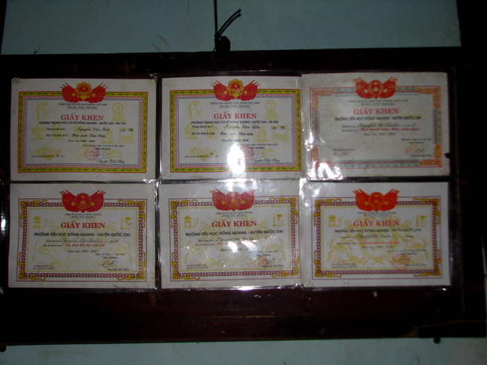 Giấy khen của các con anh Đại Giấy khen của các con anh Đại