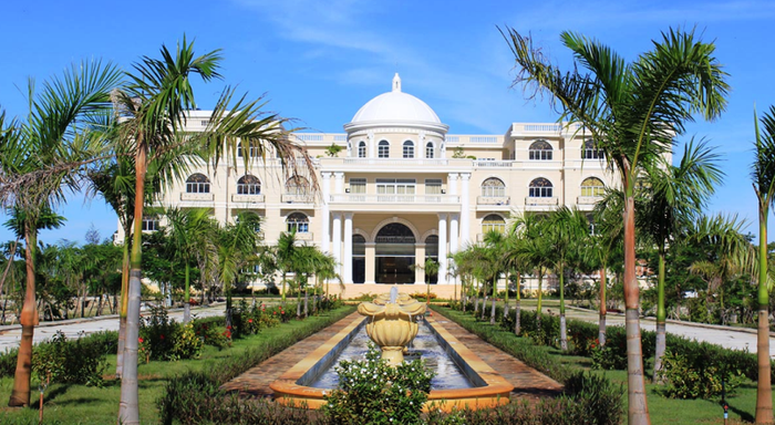 Đại học Mỹ tại Việt Nam bị "tố" trốn đóng bảo hiểm xã hội cho nhân viên. Ảnh: AUV Đại học Mỹ tại Việt Nam bị "tố" trốn đóng bảo hiểm xã hội cho nhân viên. Ảnh: AUV