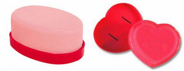 3. Bánh xà phòng tự động rung - Vibrating Automatic Soap Bánh xà phòng thông minh này biết rung để tạo ra bọt mà bạn không cần phải chà bằng tay như thông thường. Bộ phận rung được đặt sâu bên trong bánh xà phòng và sẽ tự rung ngay khi bạn đặt tay vào nó. Với sản phẩm này, bạn sẽ không phải bận tâm mỗi lần đi rửa tay nữa.