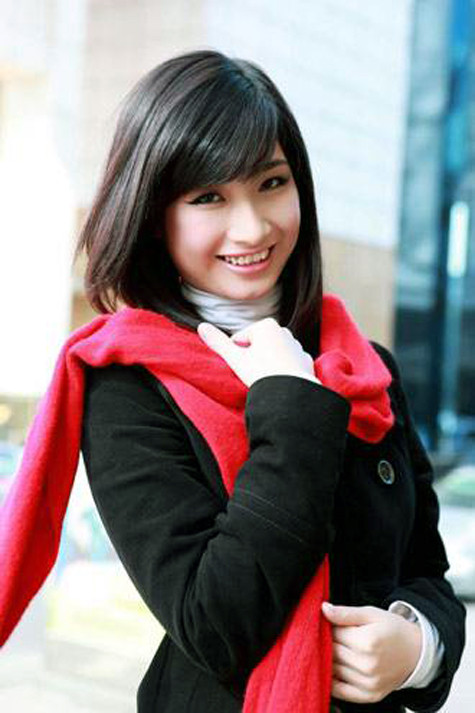 Nguyễn Thanh Ly, Hoa khôi ĐH Khoa học xã hội và Nhân văn, ĐHQGHN năm 2011, sinh viên năm thứ 3 khoa Tâm lý học là cô gái đẹp nhất đại diện cho sắc đẹp và trí tuệ của nữ sinh trường ĐH Khoa học xã hội và Nhân văn, ĐHQGHN