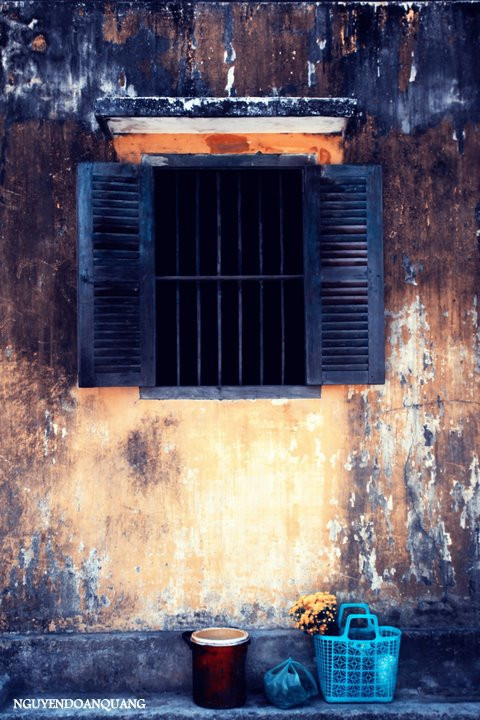 Khung cửa sổ... Khung cửa sổ...