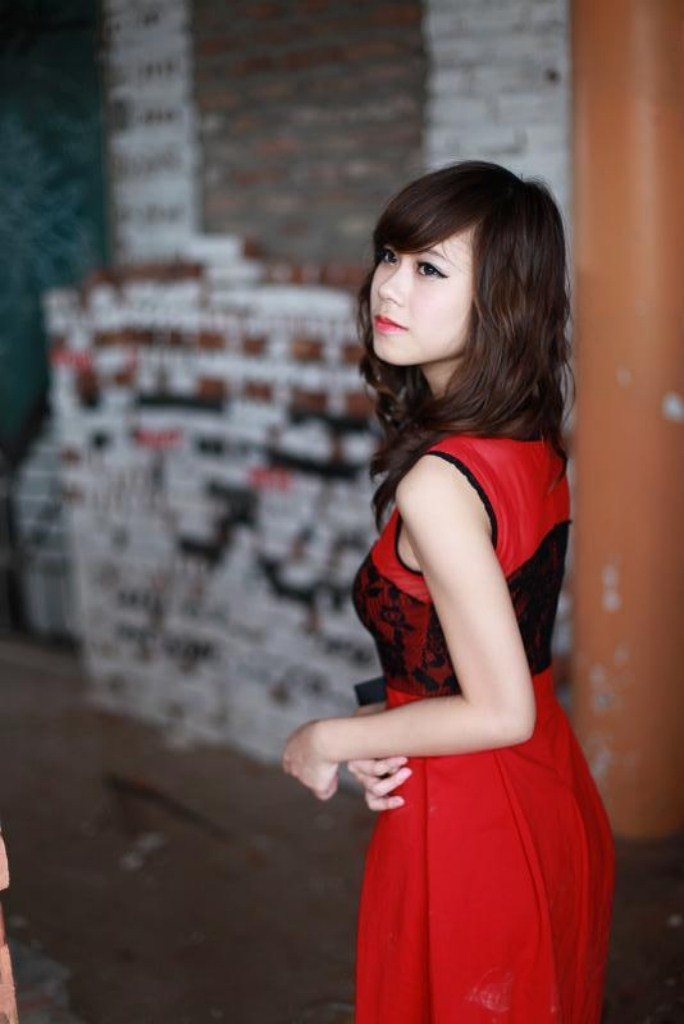 Cô nữ sinh này rất hích màu hồng, thích đi du lịch, đam mê âm nhạc và fashion, và đặc biệt rất yêu động vật. <<HOA KHÔI CÁC TRƯỜNG ĐẠI HỌC <<NGÔI SAO HỌC ĐƯỜNG Cô nữ sinh này rất hích màu hồng, thích đi du lịch, đam mê âm nhạc và fashion, và đặc biệt rất yêu động vật. <<HOA KHÔI CÁC TRƯỜNG ĐẠI HỌC <<NGÔI SAO HỌC ĐƯỜNG