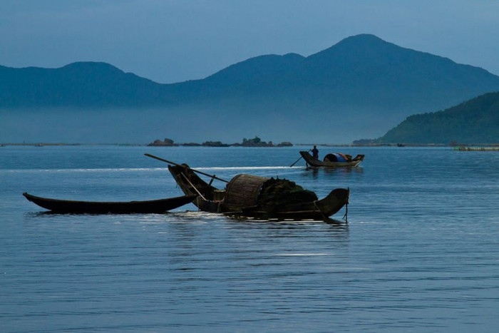 Đường về...trên phá Tam Giang Đường về...trên phá Tam Giang