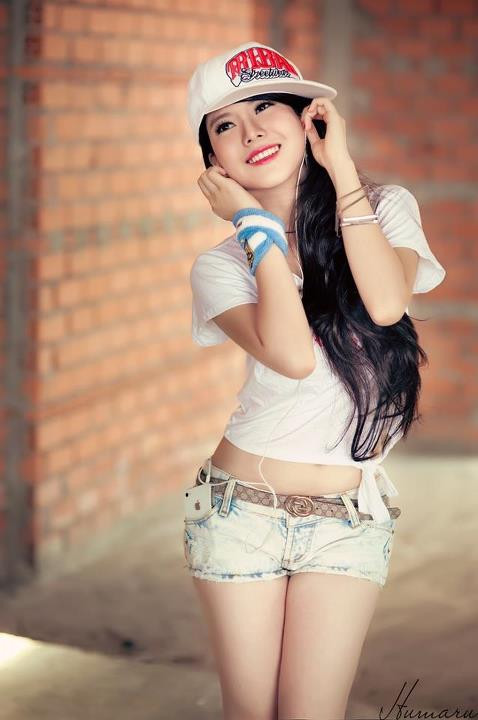 Ngắm vóc dáng yêu kiều của Hotgirl CĐ Kinh tế - Kỹ thuật Miền Nam ảnh 15