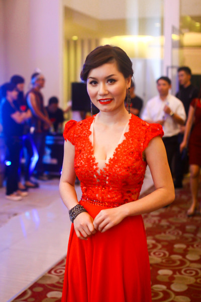 Cô sẽ xuất hiện trong liveshow của chồng là ca sĩ Đan Trường, diễn ra vào ngày 11/01 tới đây. Thu Thủy nổi tiếng là một người phụ nữ chịu khó, tài giỏi và rất thương chồng, cô luôn muốn dành thời gian bên chồng, cũng như không bỏ lỡ bất kì sự kiện nào liên quan đến ca sĩ Đan Trường. Cô sẽ xuất hiện trong liveshow của chồng là ca sĩ Đan Trường, diễn ra vào ngày 11/01 tới đây. Thu Thủy nổi tiếng là một người phụ nữ chịu khó, tài giỏi và rất thương chồng, cô luôn muốn dành thời gian bên chồng, cũng như không bỏ lỡ bất kì sự kiện nào liên quan đến ca sĩ Đan Trường.