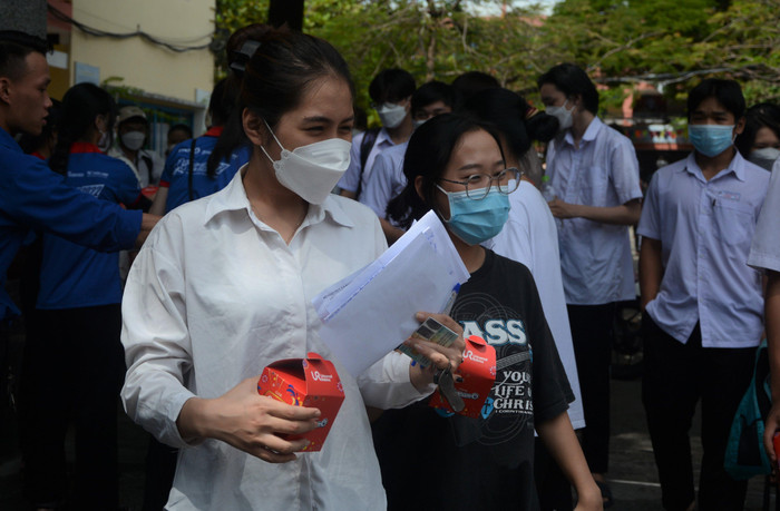 Kỳ thi tốt nghiệp trung học phổ thông năm 2022 tại Đà Nẵng xảy ra sự cố lộ đề thi môn Toán. Ảnh: AN Kỳ thi tốt nghiệp trung học phổ thông năm 2022 tại Đà Nẵng xảy ra sự cố lộ đề thi môn Toán. Ảnh: AN