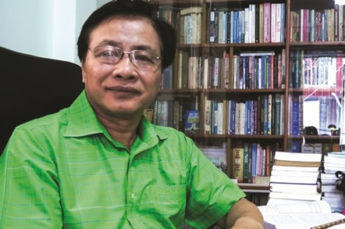 Giáo sư Trần Ngọc Thêm cho rằng: "Tôi không muốn dính đến những gì liên quan đến ông Tồn hết" - ảnh nguồn vanhoahoc.vn. Giáo sư Trần Ngọc Thêm cho rằng: "Tôi không muốn dính đến những gì liên quan đến ông Tồn hết" - ảnh nguồn vanhoahoc.vn.