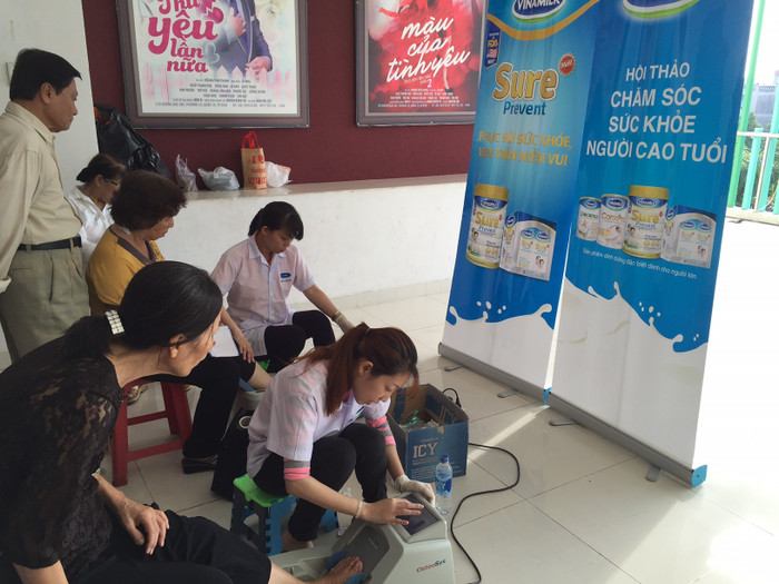 Vinamilk đồng hành chăm sóc sức khỏe cho gần 2000 người cao tuổi ảnh 3 Vinamilk đồng hành chăm sóc sức khỏe cho gần 2000 người cao tuổi ảnh 3