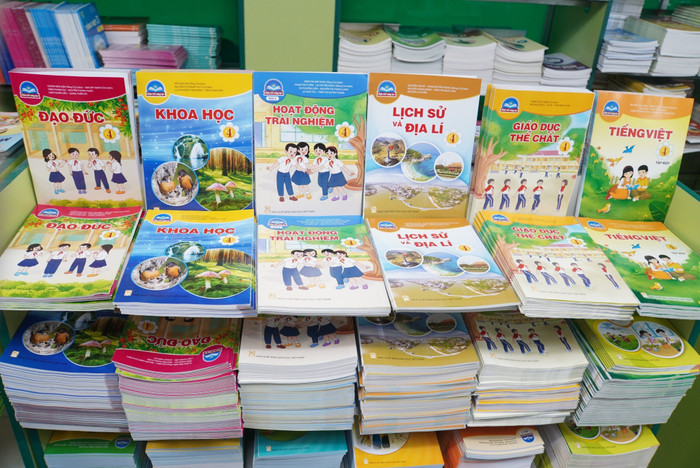 Ảnh: NXBGDVN Ảnh: NXBGDVN