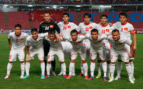 Rất nhiều tuyển thủ vừa trở về sau thất bại tại AFF Cup 2012 vẫn góp mặt trong lần tập trung này của tuyển Việt Nam. Rất nhiều tuyển thủ vừa trở về sau thất bại tại AFF Cup 2012 vẫn góp mặt trong lần tập trung này của tuyển Việt Nam.