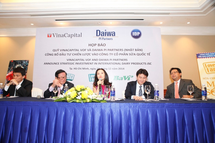Đại diện Quỹ VinaCapital Vietnam Opportunity Fund, Daiwa PI Partners và Công ty CP Sữa Quốc Tế (IDP) công bố chương trình hợp tác đầu tư. Đại diện Quỹ VinaCapital Vietnam Opportunity Fund, Daiwa PI Partners và Công ty CP Sữa Quốc Tế (IDP) công bố chương trình hợp tác đầu tư.