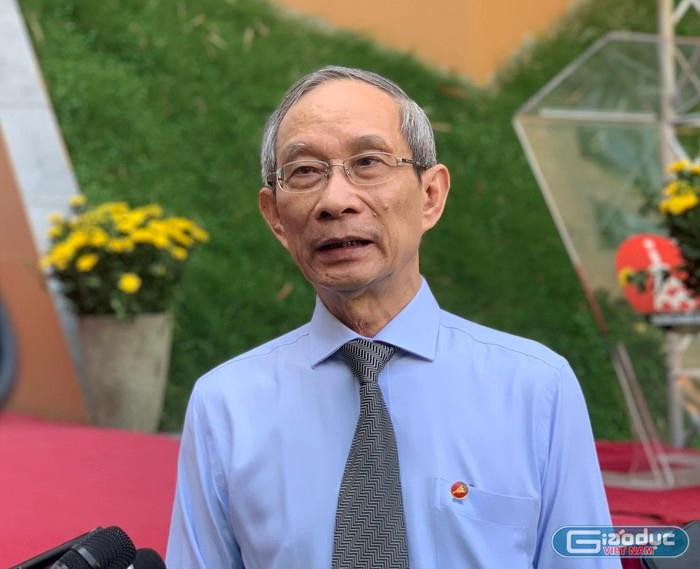 Thầy Nguyễn Xuân Khang - Hiệu trưởng trường Marie Curie, Hà Nội (ảnh: Thùy Linh) Thầy Nguyễn Xuân Khang - Hiệu trưởng trường Marie Curie, Hà Nội (ảnh: Thùy Linh)