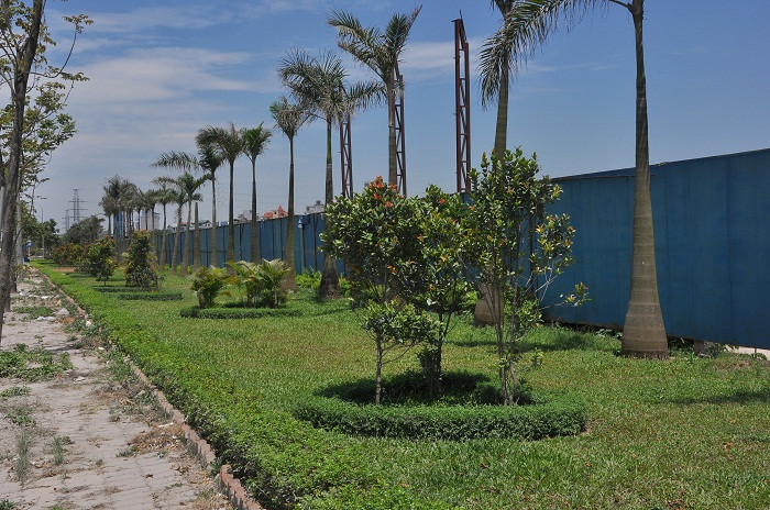 Hành lang dự án giáp với đường Láng – Hòa Lạc